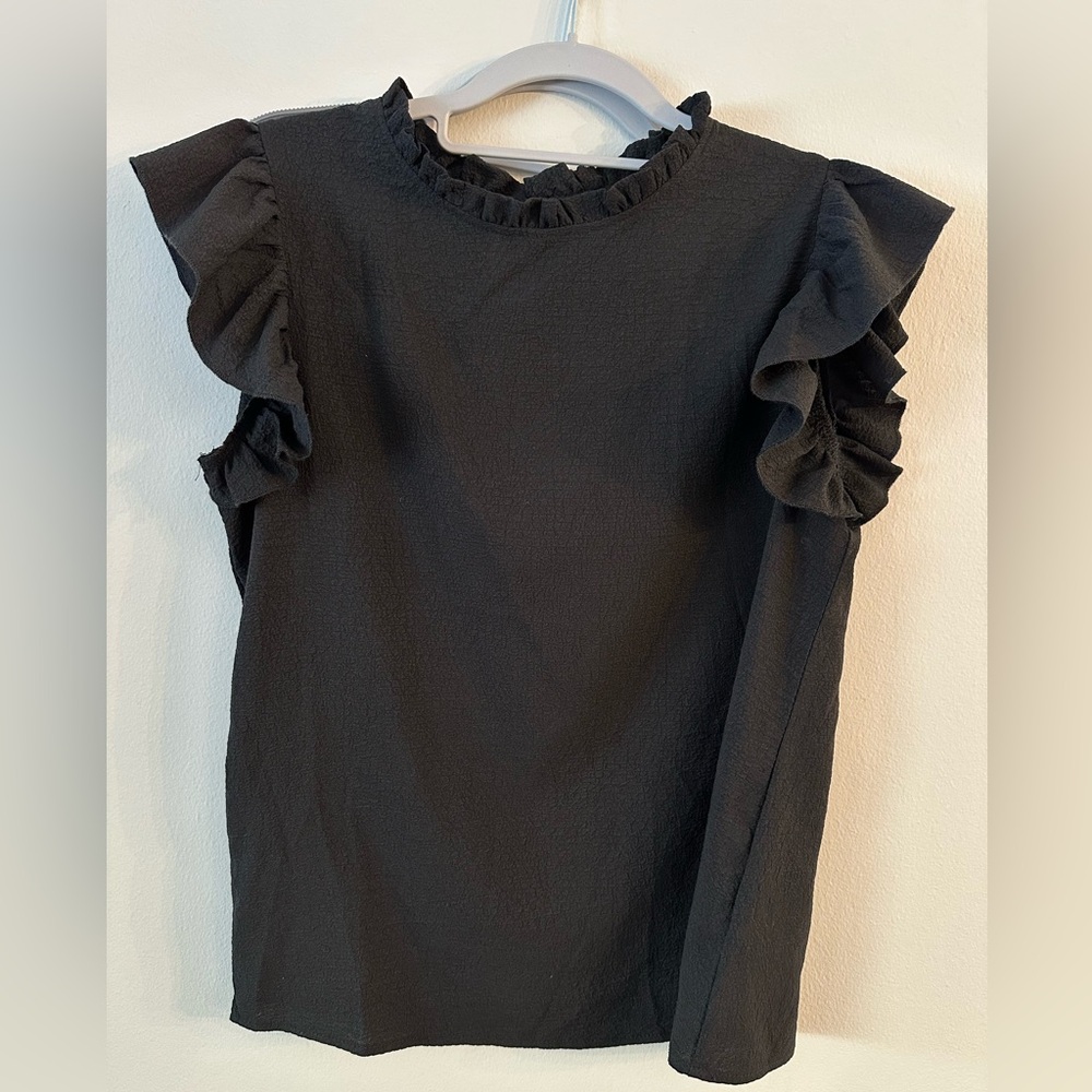 SHEIN Black Ruffle Sleeve Blouse